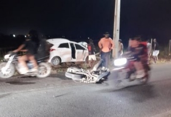 Dois mortos em grave acidente entre moto e carro na RJ-224