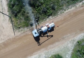 Ação preventiva da Enel para evitar curtos-circuitos chega ao Norte Fluminense