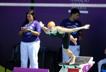 Nadadora de Campos, Nicole confirma presença no Campeonato Brasileiro Juvenil de Verão