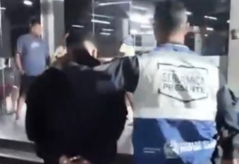 Motociclista foge de abordagem é só para ao atingir muro, em Campos