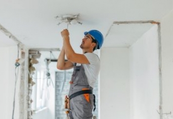 Enel dá dicas de como agir de forma segura em casos de acidentes elétricos