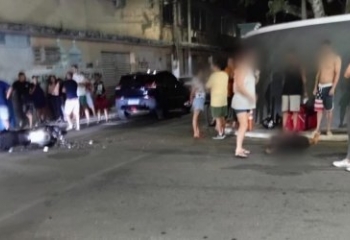 Colisão entre moto e carro deixa homem ferido em SJB 