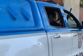 Mulher de 27 anos é morta a tiros na tarde deste sábado 