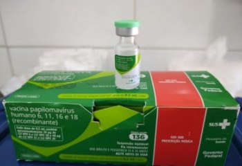 Vacinação contra HPV para adolescentes de 15 a 19 anos termina neste mês 