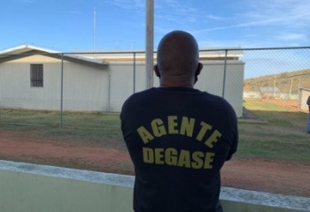 Castro assina decreto que reajusta RAS do Degase e cria turno adicional de 24 horas