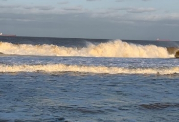 Defesa Civil em alerta após aviso de ressaca em São João da Barra 
