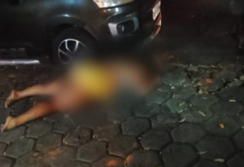 Jovem de 20 anos é morta a tiros em praça