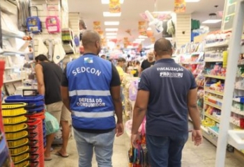 Volta às aulas: saiba quais itens as escolas não podem exigir na lista de material