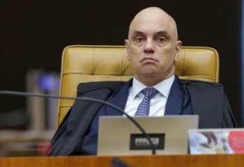 Ministro nega parte de pedido da defesa sobre perícia médica de Bolsonaro