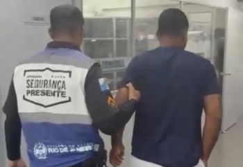 Homem é preso com moto sem placa em Guarus