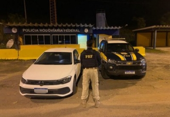 Criminoso é preso na BR-101 em Campos tentando levar carro roubado de Guarapari para o Rio
