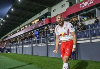 Bragantino bate o Flamengo por 3 a 0 pelo Brasileirão