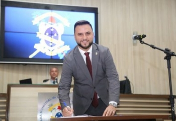 Dudu Azevedo deve assumir liderança do governo na Câmara de Campos