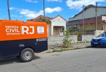 Corpo de idoso é encontrado carbonizado dentro de residência em Campos