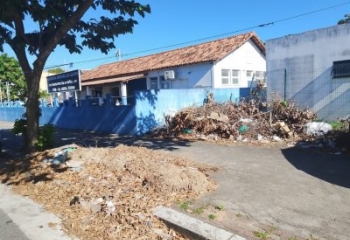 Problemas na rede elétrica e falta de limpeza geram reclamações em posto de saúde de Campos