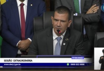 ALERJ elege Douglas Ruas como novo presidente em sessão marcada por boicote da oposição