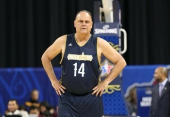 Jogador de basquete Oscar Schmidt morre aos 68 anos 