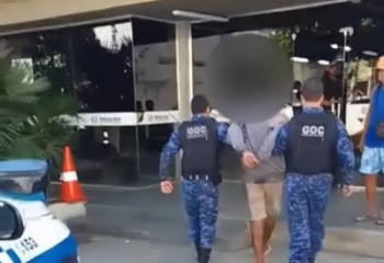 Homem é preso após agredir e assaltar pedestre no Centro de Campos 