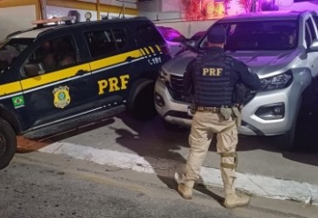 Veículo roubado no Rio é recuperado pela PRF a caminho de Campos