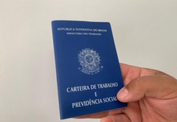 Balcão de Oportunidades com 377 vagas de empregos em SJB 