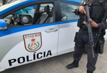 Tentativa de assalto com simulacro termina com dois presos