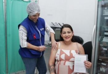 Saúde orienta gestantes sobre atualização da caderneta vacinal, em Campos