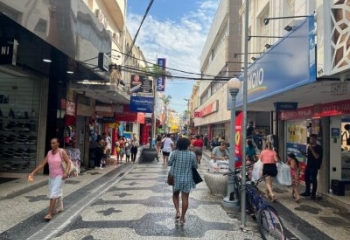 Comércio de Campos poderá abrir no feriado de 1º de maio sem colaboradores