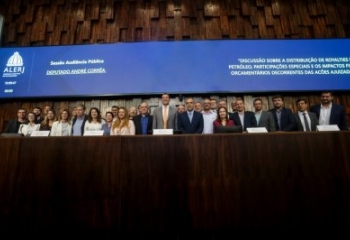 Alerj produz manifesto contra a distribuição dos royalties do petróleo 