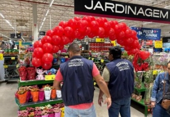 Procon orienta consumidores para compras seguras no Dia das Mães em Campos 