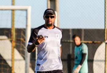 Felipe Melo convoca torcida do Americano para jogo contra o Olaria 
