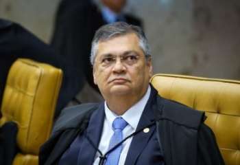 Flávio Dino pede vista e STF suspende julgamento sobre royalties do petróleo
