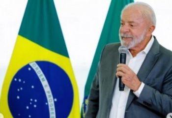 Presidente Lula veta lei que reconhece estágio como experiência profissional