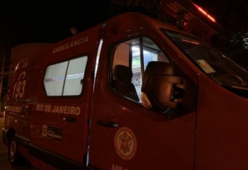 Ferido por golpe de facão, homem busca ajuda na Prefeitura de Campos