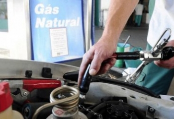 Gás natural terá redução de preço nos postos de combustível, residências, indústrias e comércios 