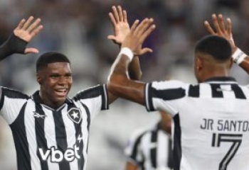 Botafogo recebe o Corinthians neste domingo pelo Brasileirão