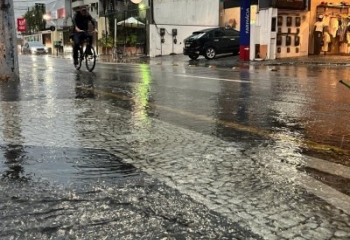 Frente fria: Governo do Estado monitora em tempo real impactos da chuva