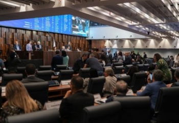 Alerj aprova projeto que prevê criação de banheiros neutros em espaços públicos e privados