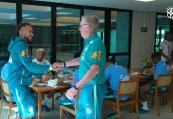 Seleção brasileira se apresenta na Granja Comary para a Copa do Mundo