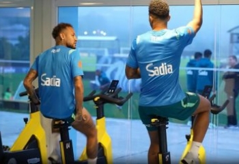 Lesão tira Neymar dos amistosos e acende alerta para estreia no Mundial