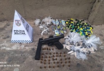 PM apreende drogas e pistola em Campos; tráfico tem prejuízo de R$ 13 mil
