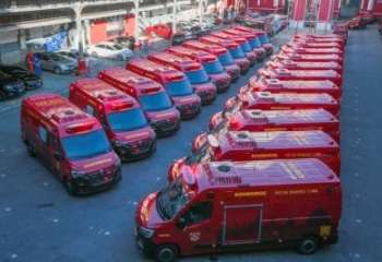 Campos recebe nova ambulância do Corpo de Bombeiros para reforçar atendimento