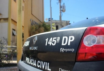 Mulher presa por lesão corporal contra os filhos é solta, mas fica proibida de se aproximar das crianças
