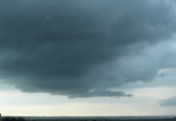Instabilidades avançam pelo Brasil e chuva forte atinge Sudeste e Centro nesta quarta