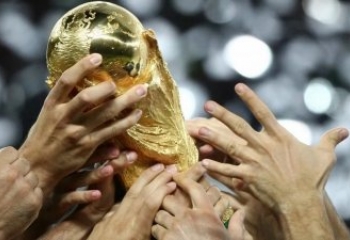Com 48 seleções e três sedes, Copa do Mundo começa nesta quinta 