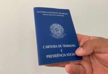 Balcão de Oportunidades com 404 vagas de emprego em SJB 