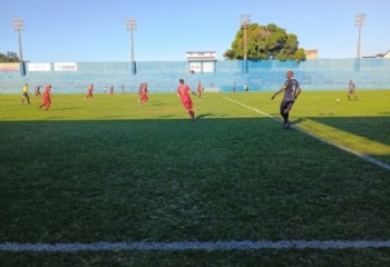 Americano sofre empate no fim e deixa escapar título antecipado da Taça Santos Dumont 