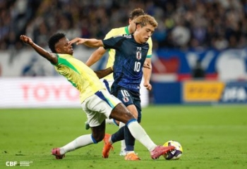 Brasil e Japão se enfrentam nesta segunda no mata-mata da Copa do Mundo 