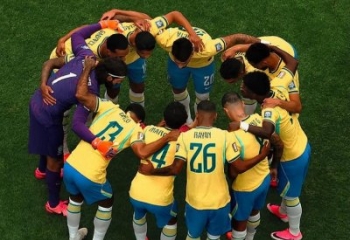 Martinelli salva aos 50 do 2º tempo, Brasil vira sobre o Japão e vai às oitavas da Copa
