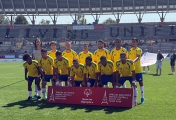 Seleção Brasileira formada por atletas do Paraesporte golea por 4 a 0 a França