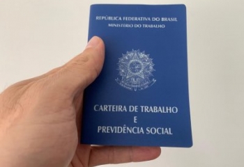 Balcão de Oportunidades com 413 vagas de emprego em SJB 